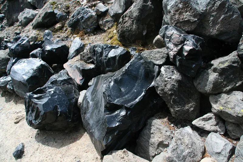 Black Obsidian Boulders delivery in Menominee, Michigan